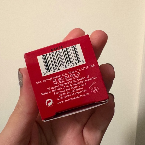 Mini One Size Translucent Loose Setting Powder - Picture 3 of 3